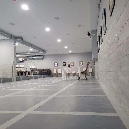 Betariel'Com Akh University Вена Экстерьер фото