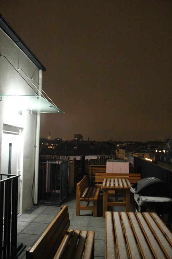 Betariel'Com Akh University Вена Экстерьер фото
