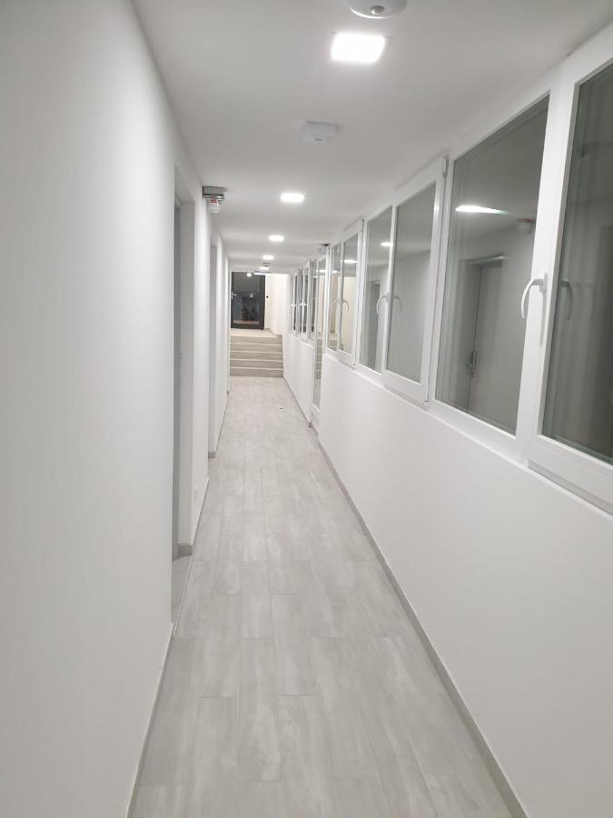 Betariel'Com Akh University Вена Экстерьер фото